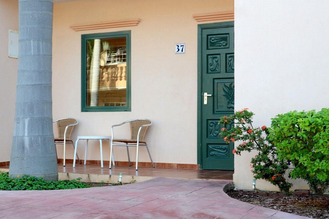 Punto Di Oro Apartments Resort Tanki Leendert 外观 照片